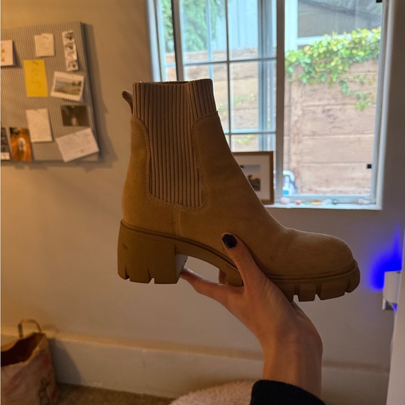 Steve Madden Ankle Boots - Picture 2 of 3
